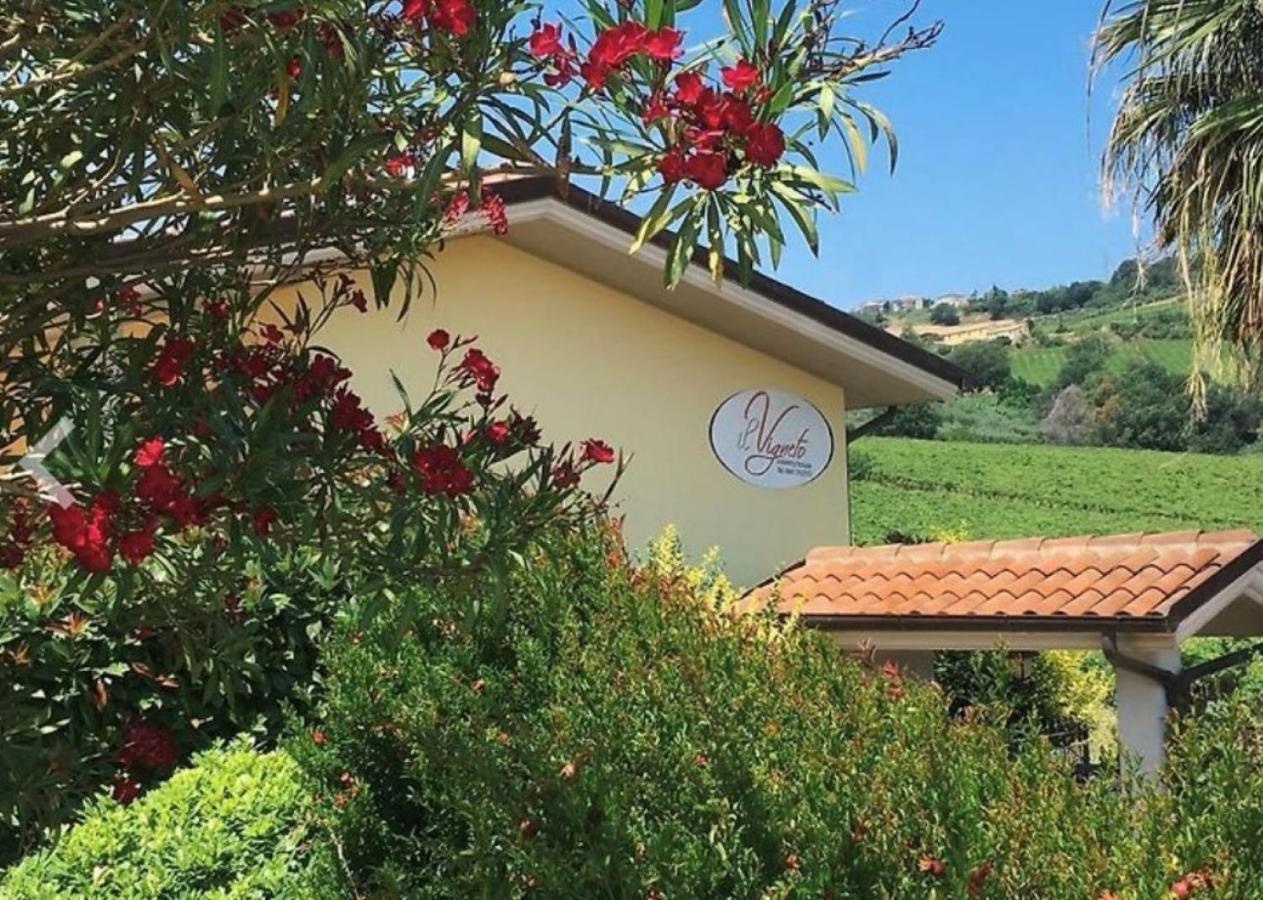 Vigneto - Italian Restaurant & B&B Villa Rosa Di Martinsicuro Ngoại thất bức ảnh